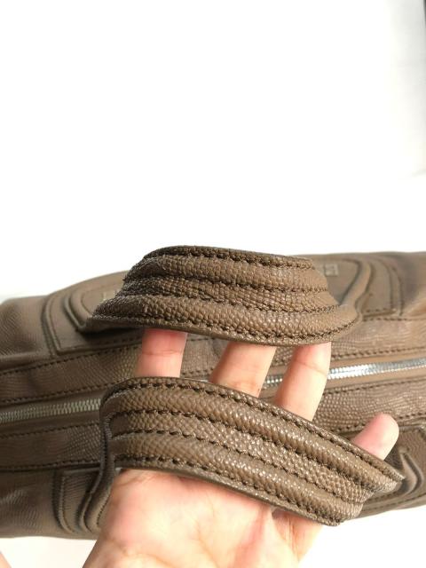 Large Product Preview Image 18